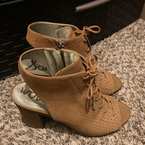 Sam Edelman Emmett Booties - Picture 2 of 8